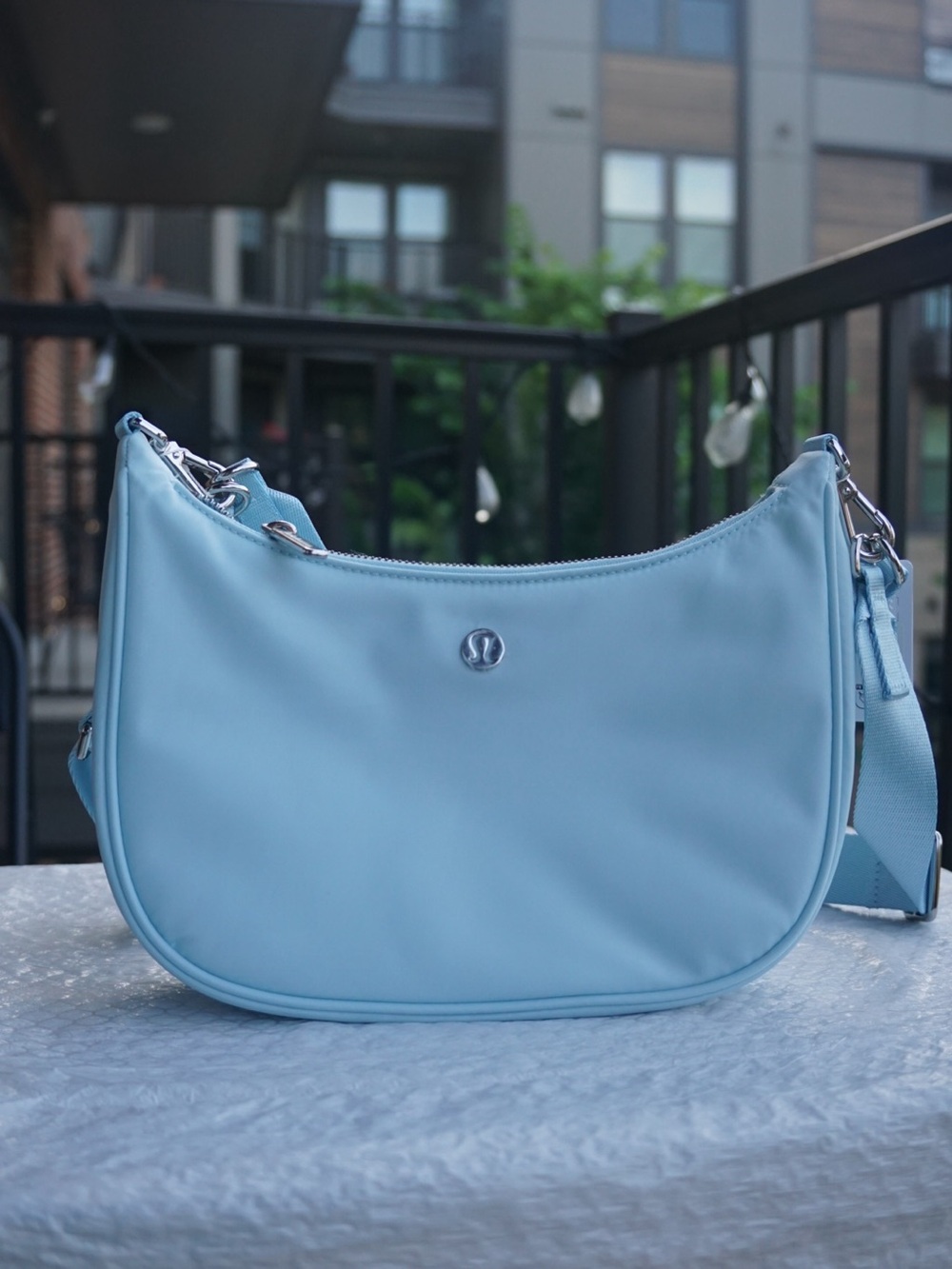 💙 lululemon City Essentials Small Shoulder Bag 3L — Foam 💙
